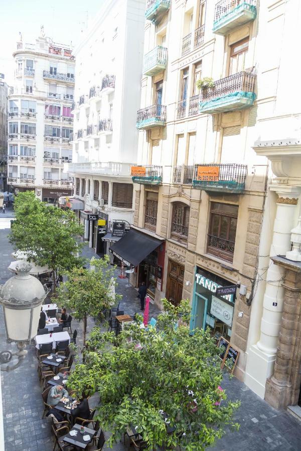 Ferienwohnung Valencia Just In The Middle Exterior foto